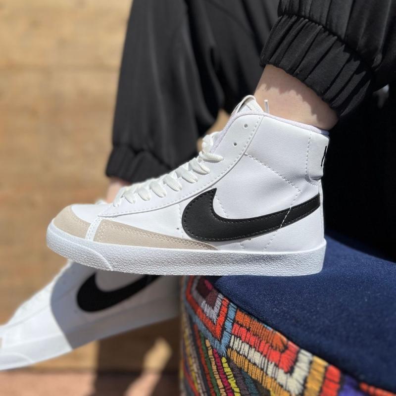 Blazer Bilekli Beyaz Siyah