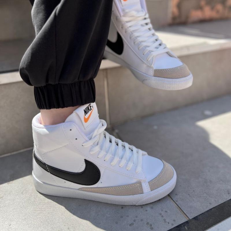 Blazer Bilekli Beyaz Siyah