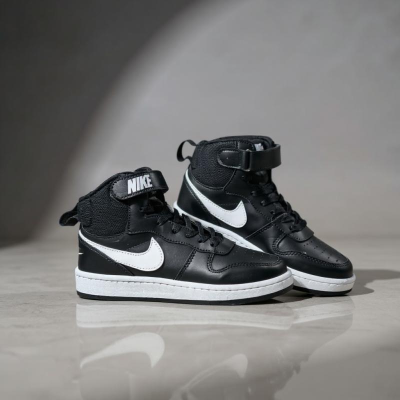 Court Bilekli Siyah Beyaz